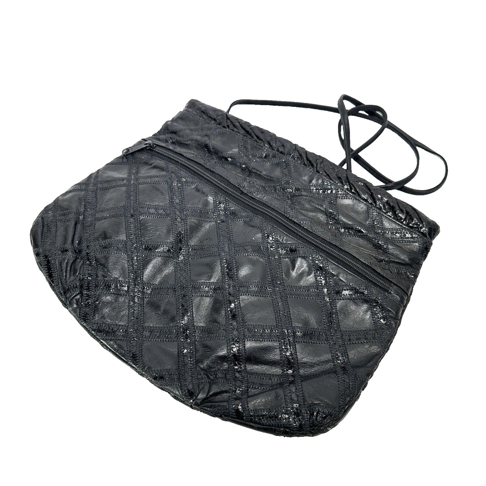 Vintage Argyle Quilted Handbag M Black Leather Lined Hinged Purse Shoulder Bag